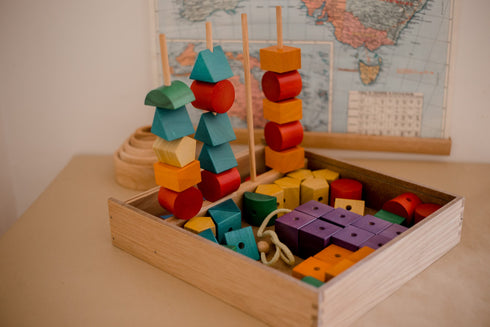 QTOYS - Jumbo Lacing and Sequencing Blocks